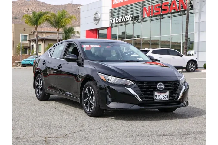 $19753 : Nissan Sentra 2025 SV 4dr Se image 2