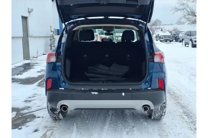 $16987 : Ford Escape 2020 AWD SE 4dr image 7