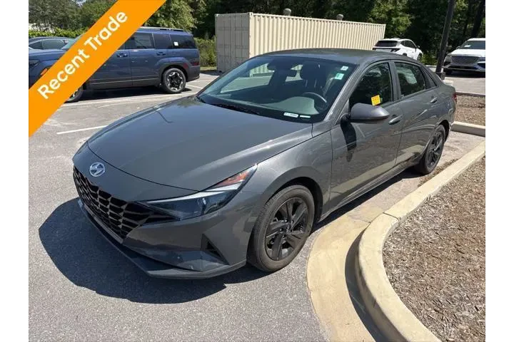 $17895 : Hyundai ELANTRA 2023 SEL 4dr image 1