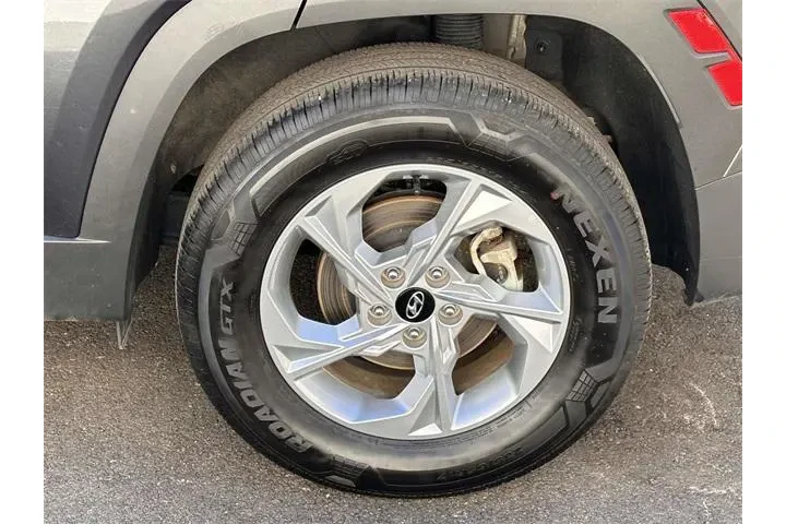 $20733 : Hyundai TUCSON 2023 AWD SEL image 10