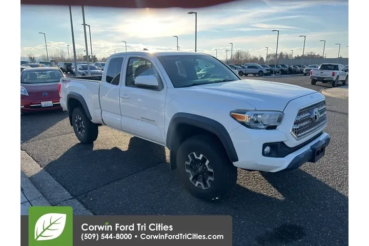 $26989 : Toyota Tacoma 2016 4x4 SR5 V image 1
