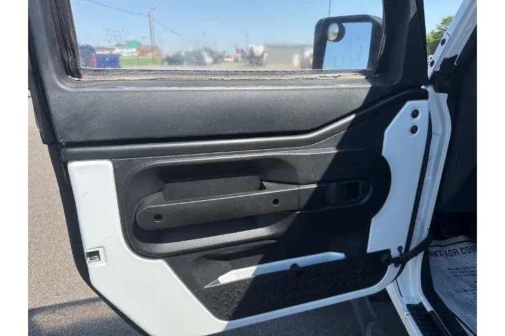 $14799 : Jeep Wrangler 2014 4x4 Sport image 9