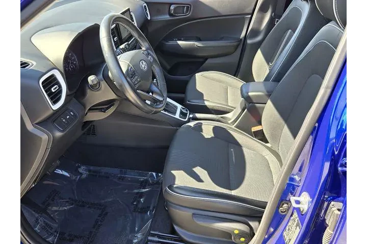 $15548 : Hyundai VENUE 2022 Limited 4 image 10