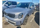 $34992 : Kia Telluride 2023 AWD EX 4d thumbnail