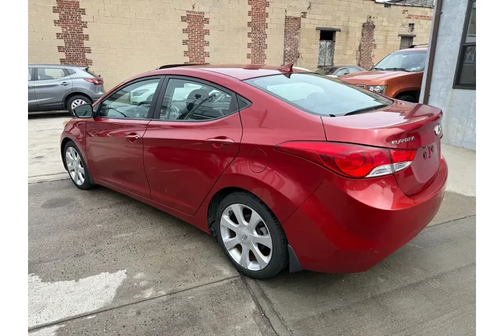 $7995 : 2013 Elantra Limited image 3