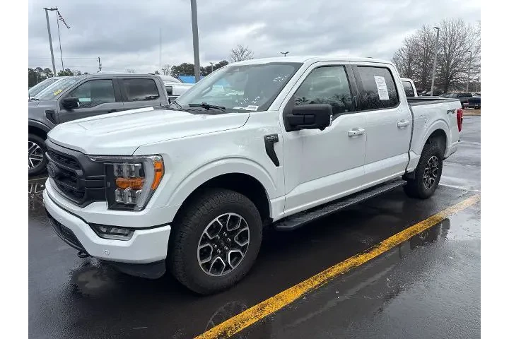 $36988 : Ford F-150 2021 4x4 XLT 4dr image 1