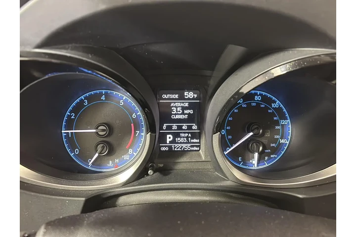 $15000 : 2015 Corolla S Plus image 3