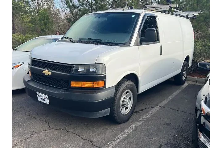 $24950 : Chevrolet Express 2022 2500 image 1