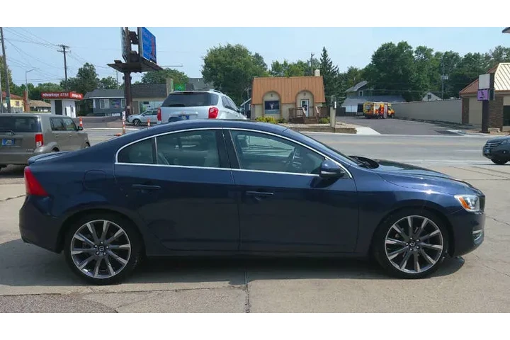 $10999 : 2015 S60 T5 Drive-E Premier image 3