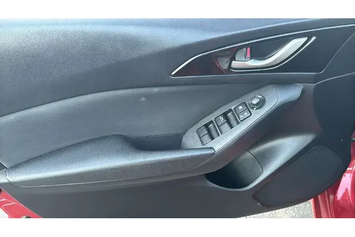 $12775 : Mazda Mazda3 2015 i Sport 4d image 6