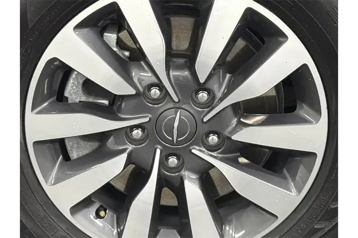 $25000 : Chrysler Pacifica Hybrid 202 image 5