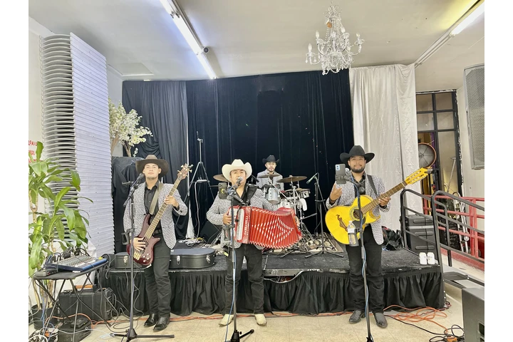 GRUPO NORTEÑO image 2