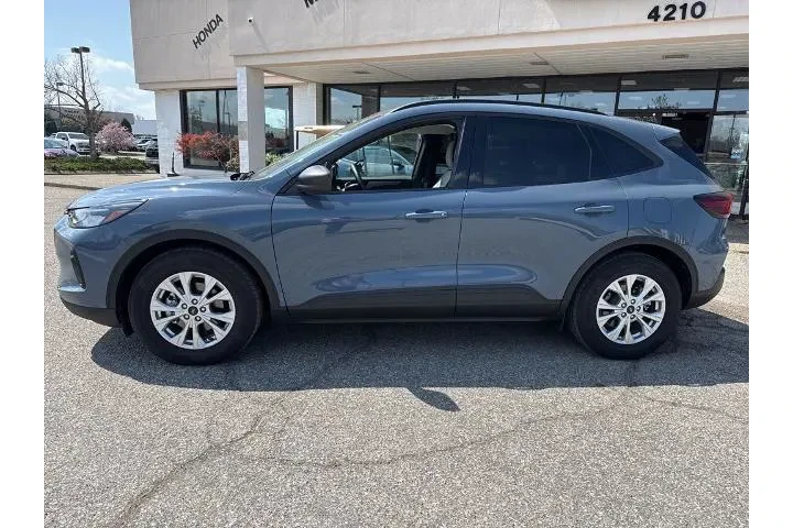 $25000 : Ford Escape 2025 Active 4dr image 6