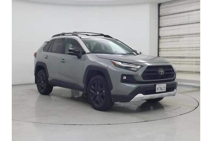 $30998 : Toyota RAV4 2023 AWD Adventu image 1