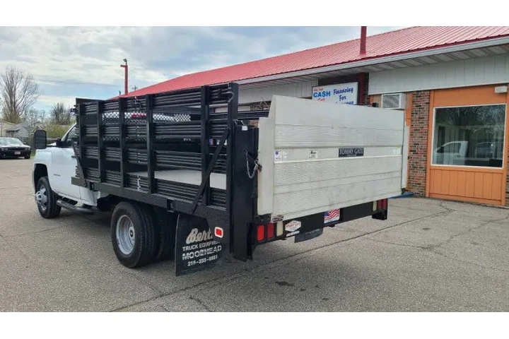 $22990 : 2016 Silverado 3500HD CC Work image 8