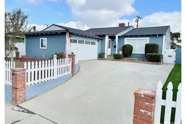 $2187 : spacious, open living home image 1