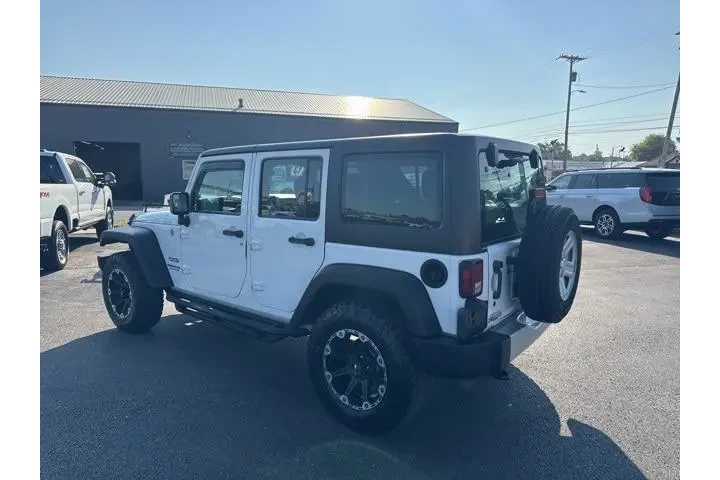 $15089 : Jeep Wrangler Unlimited 2013 image 9