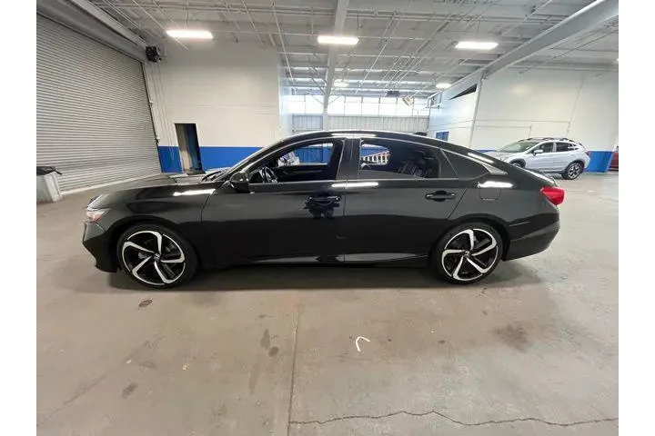 $19589 : Honda Accord 2018 Sport 4dr image 6