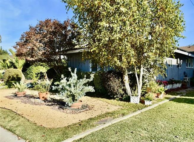 $2390 : READY NOW in ✅Downey, CA✅ image 1