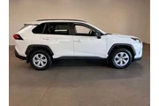 $21877 : Toyota RAV4 2019 LE 4dr SUV thumbnail