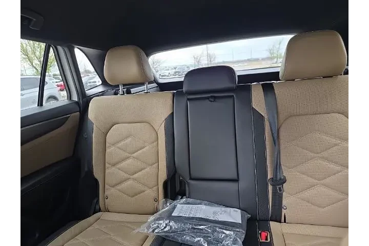 $29495 : Volkswagen Atlas Cross Sport image 6