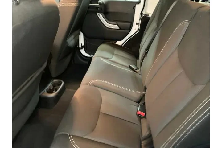 $19489 : Jeep Wrangler Unlimited 2014 image 5