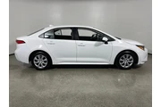$22998 : Toyota Corolla 2021 LE 4dr S thumbnail