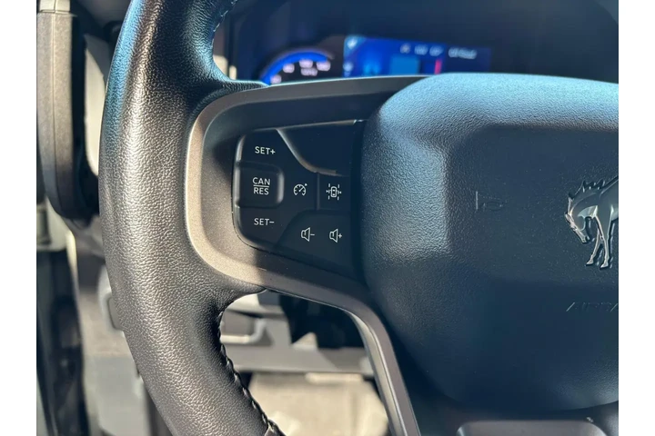 2022 Bronco Black Diamond image 9