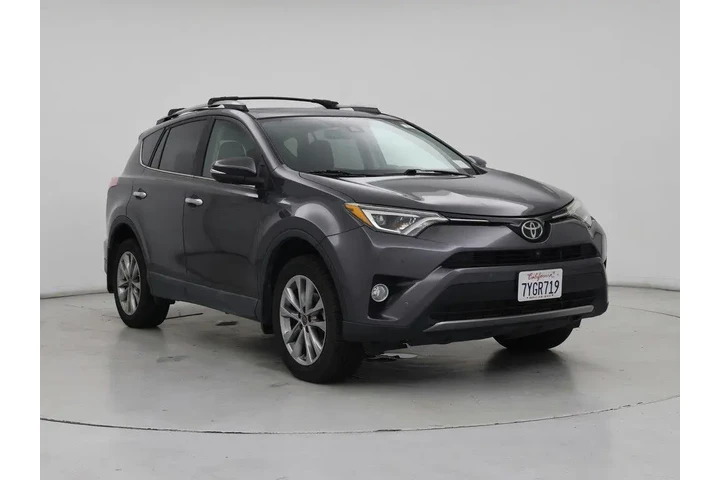 $25998 : Toyota RAV4 2017 AWD Limited image 1