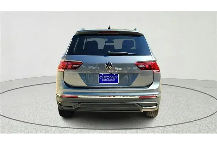 $23337 : Volkswagen Tiguan 2024 Wolfs image 4