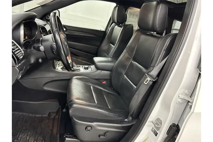 $31500 : Jeep Grand Cherokee 2021 4x4 image 3