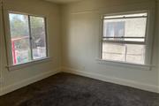 $2985 : 3 BEDROOM 1 BATH  4 RENT thumbnail