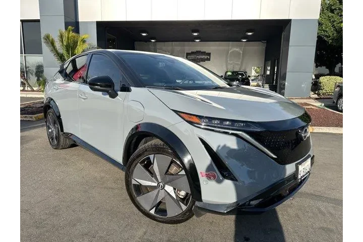 $27491 : Nissan Ariya 2023 AWD Platin image 1