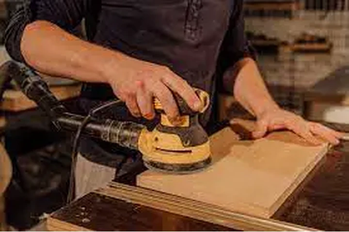 Ebanista carpintería lacado image 3