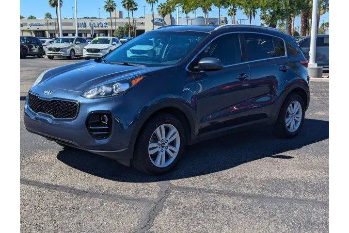 $8995 : Kia Sportage 2017 AWD LX 4dr image 5