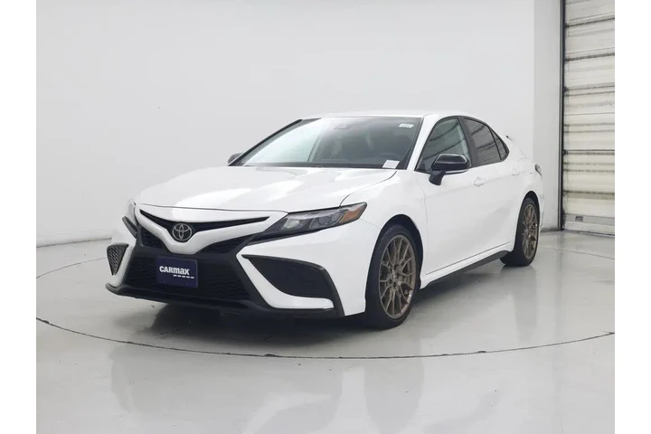 $26998 : Toyota Camry 2024 SE 4dr Sed image 4