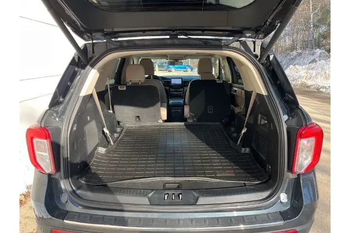 $29999 : Ford Explorer 2022 AWD Limit image 10