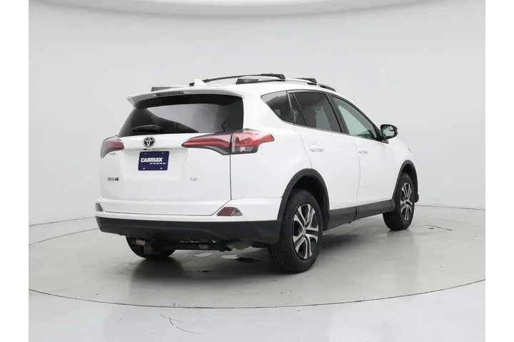 $17998 : Toyota RAV4 2018 LE 4dr SUV image 8