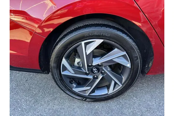 $18998 : Hyundai ELANTRA 2024 SEL 4dr image 9