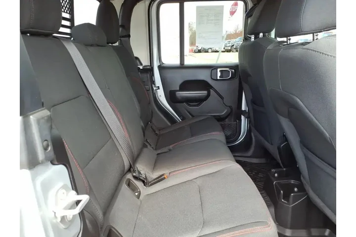 $39995 : Jeep Gladiator 2023 4x4 Rubi image 10