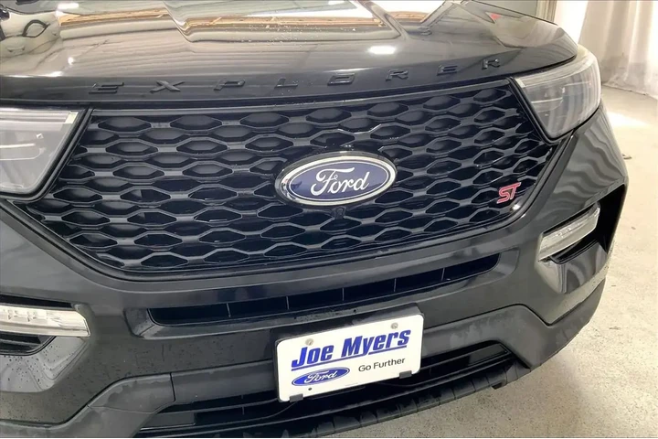 $37991 : Ford Explorer 2023 ST 4dr SU image 7