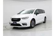 $28998 : Chrysler Pacifica Plug-In Hy thumbnail