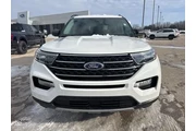 $30999 : Ford Explorer 2023 AWD XLT 4 thumbnail