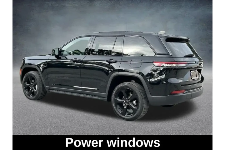 $39956 : Jeep Grand Cherokee 2024 4x2 image 9