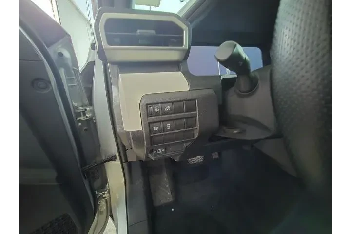 $38600 : Toyota Tacoma 2024 4x4 SR5 4 image 9