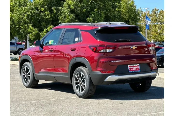 $24998 : Chevrolet Trailblazer 2024 L image 6