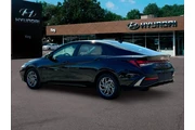 $21175 : Hyundai ELANTRA 2024 SEL 4dr thumbnail