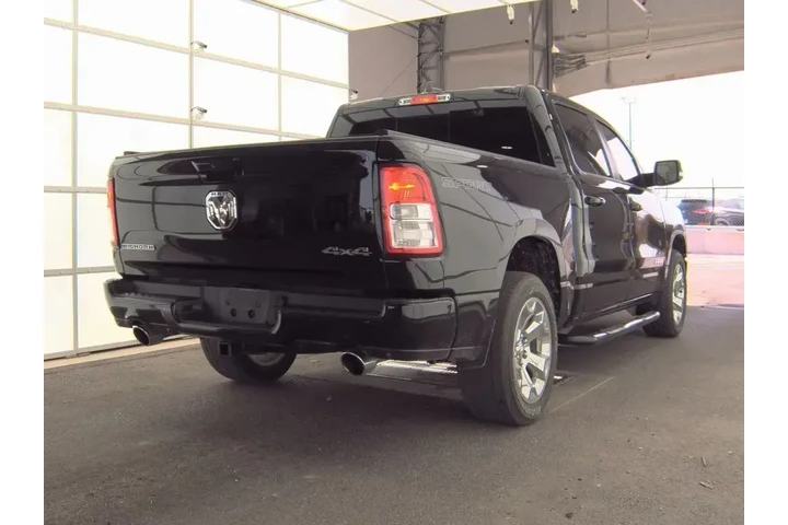 $35450 : Ram 1500 2022 4x4 Big Horn 4 image 2