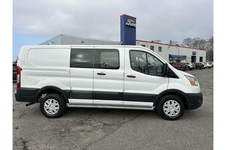 $32500 : Ford Transit 2022 250 3dr SW image 5