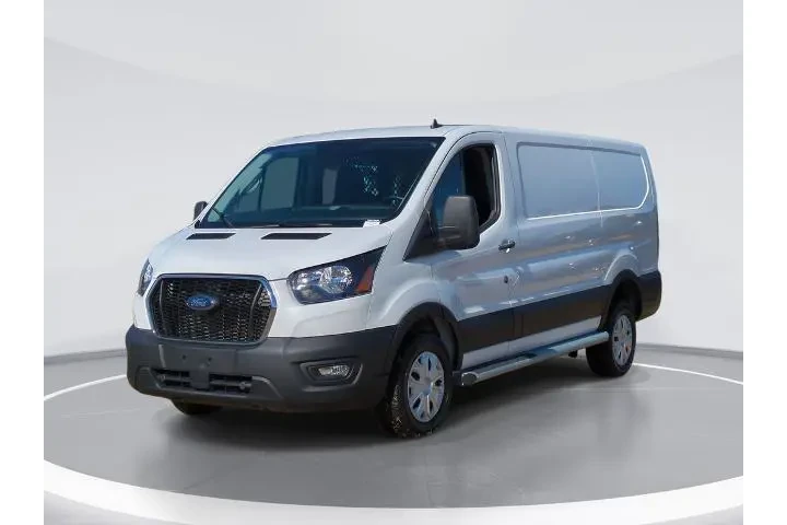 $29999 : Ford Transit 2024 250 3dr LW image 1